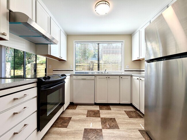 Foto del edificio - 4453-4455 SW Garden Home Rd.