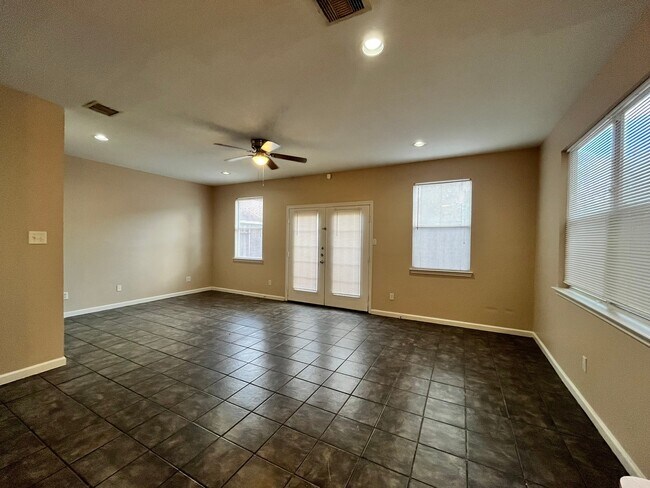 Building Photo - 11918 Chetman Dr