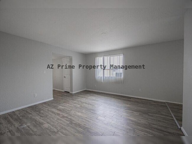 Foto del edificio - 2537 W GEORGIA AVE UNIT 4, PHOENIX AZ