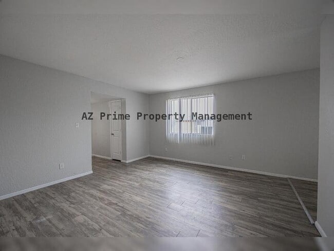 Building Photo - 2537 W GEORGIA AVE UNIT 4, PHOENIX AZ