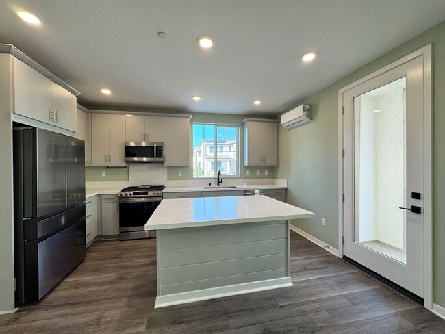 Building Photo - Beautiful 2 bed 2 bath Condo in Covina