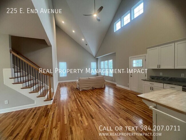 Foto del edificio - 225 East End Ave
