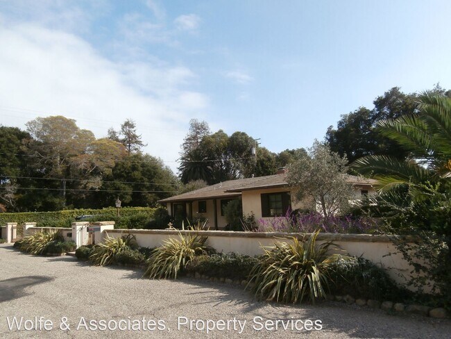 Foto del edificio - 3 br, 2 bath House - 1595 Miramar Lane