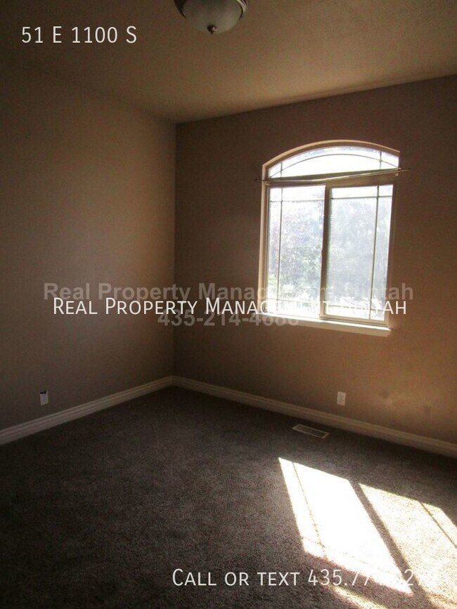 Beautiful 6 bedroom, 3 Bath, 3 Car Garage House for Rent in