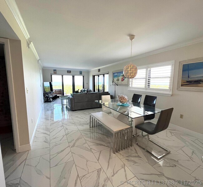 Building Photo - 7420 S Ocean Dr