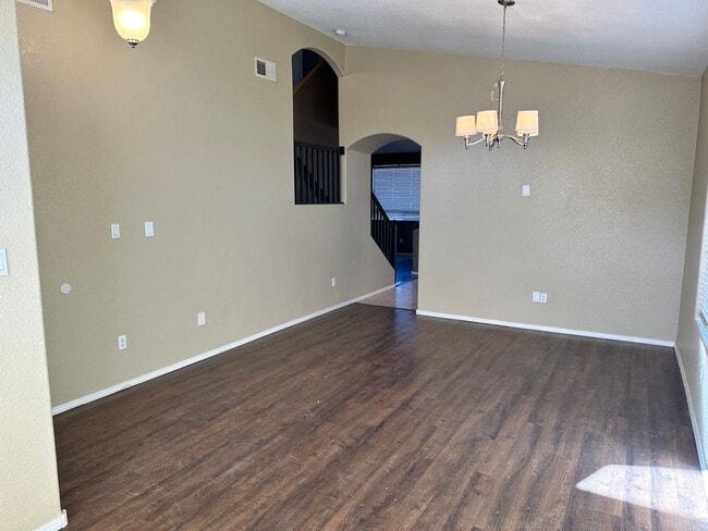 Building Photo - Cabezon Beauty | Large Yard | 2 Living Areas & Upstairs Loft | 1-year Lease |Tours Available!