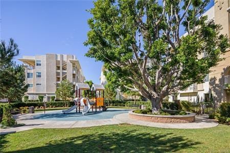 Patio de juegos - 13130 Park Pl