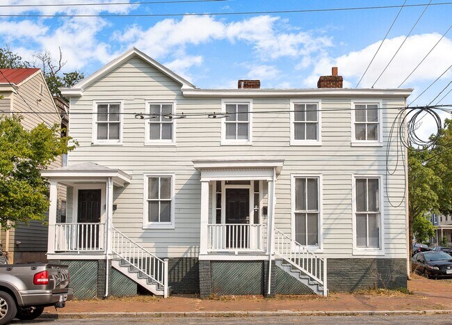 Building Photo - 501 N 28th St