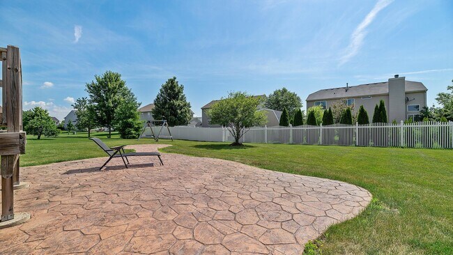 Building Photo - 14539 Scott Ct