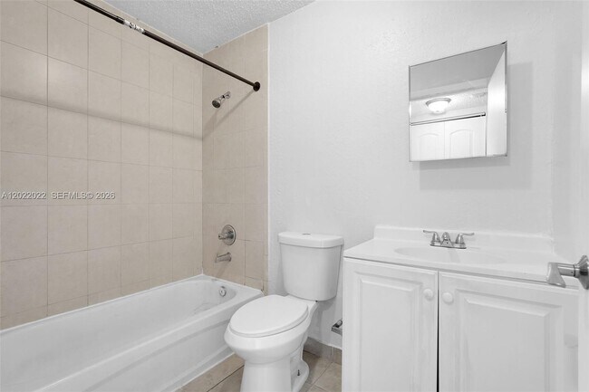 Foto del edificio - 400 NW 65th Ave