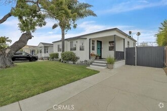 Building Photo - 6541 W 84th Pl
