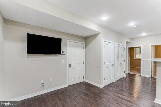 Building Photo - 1407 N 15th St