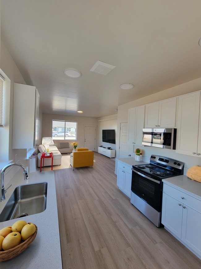 Kitchen/Living Room View - Twin Falls Harrison