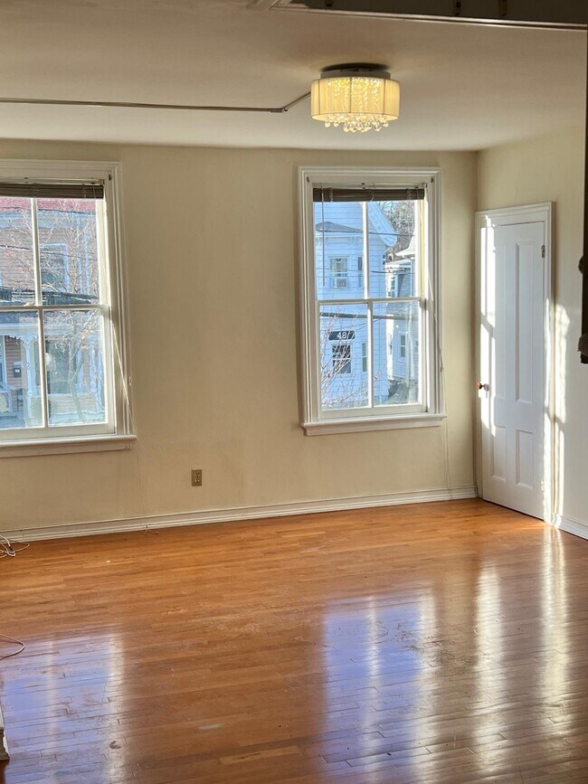 Living room - 51 S Clinton St