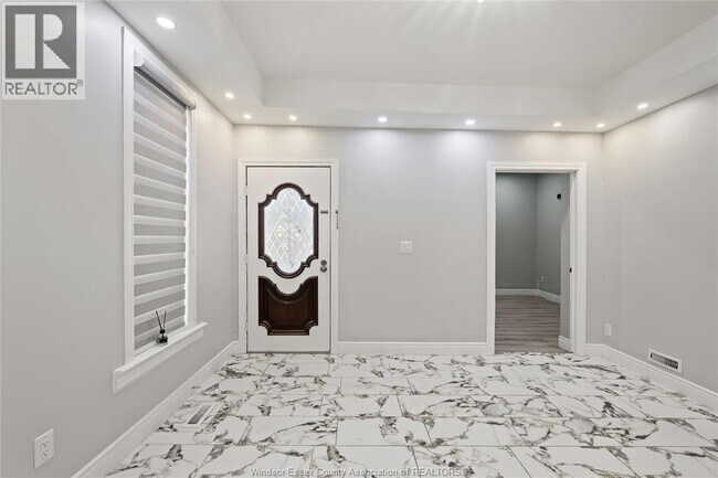 Photo du bâtiment - 811 Langlois Ave