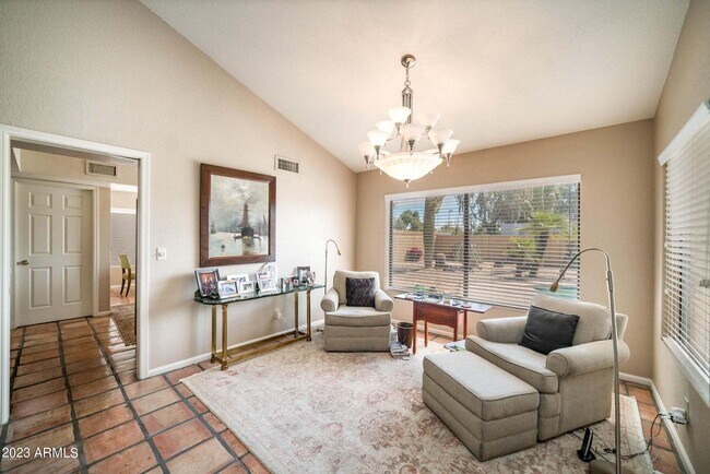 Foto del edificio - 10043 N 106th Pl