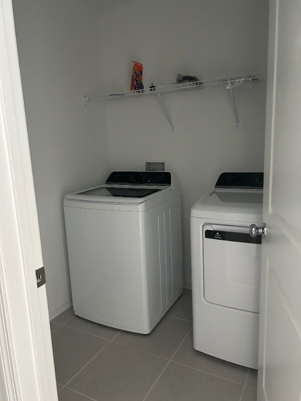 Building Photo - 3423 Howell Dr