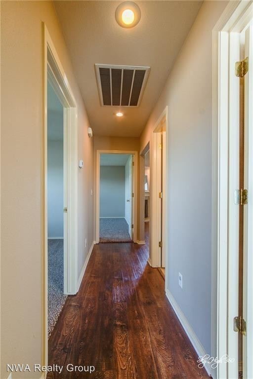 Foto del edificio - 4 br, 2 bath House - 805 SW Crystal Street