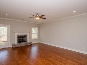 Building Photo - 4547 Willie Daniel Dr