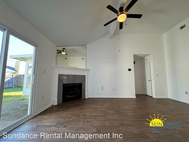 Building Photo - 3 br, 2 bath House - 1191 Saddle Creek Drive