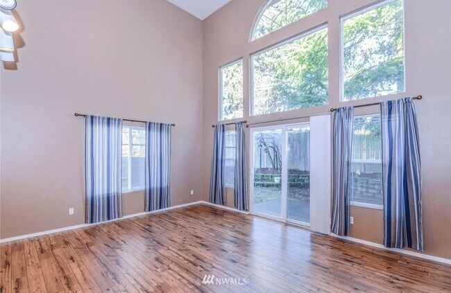 Foto del edificio - 5517 136th St SE