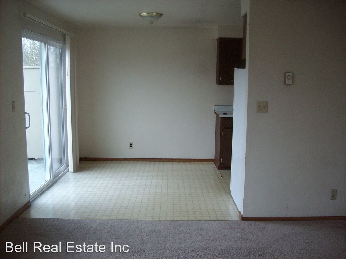 Building Photo - 1879-1879 M St