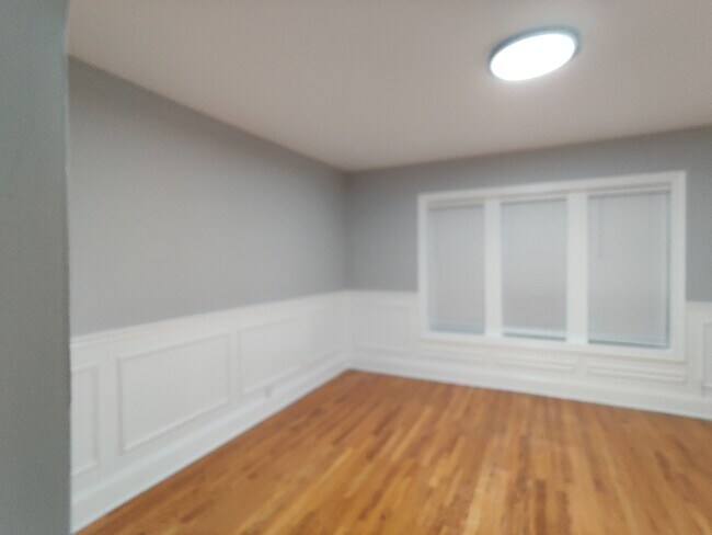 Foto del edificio - 1701 W Albion Ave