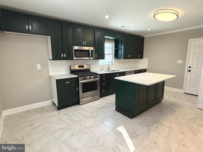 Foto del edificio - 7419 Farnum St