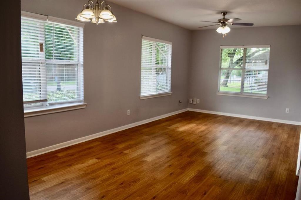Foto principal - 2302 Colorado St