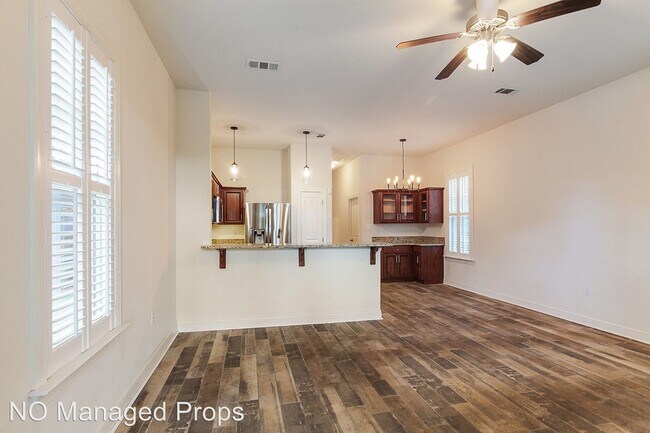 Building Photo - 3 br, 2 bath House - 430 St. Maurice Ave