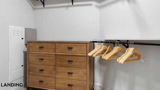 Foto del edificio - 2420 Peachtree Rd NW