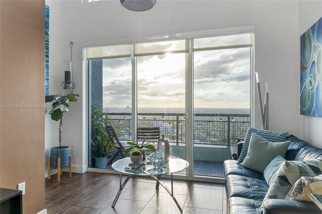 Foto del edificio - 60 SW 13th St