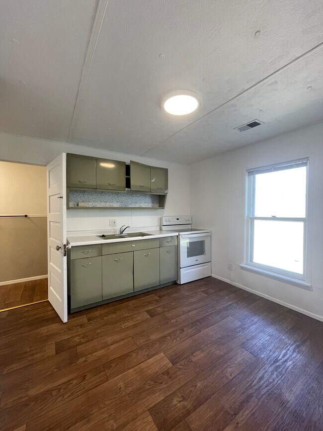 Building Photo - 1114 Vattier Street