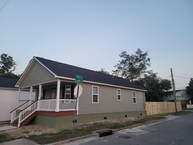 Building Photo - Brand new 2 Bedroom Cottage in the Cargo D...