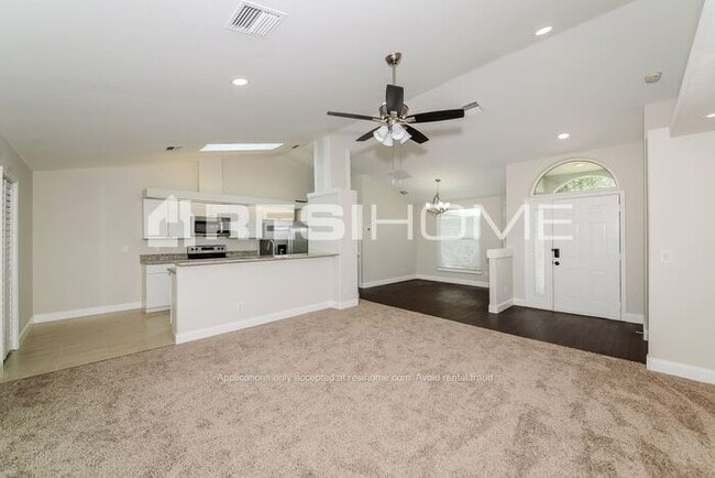 Photo - 6405 64th Dr E House