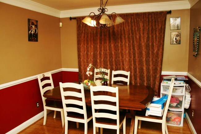 Foto del edificio - 217 Oak Ln SW