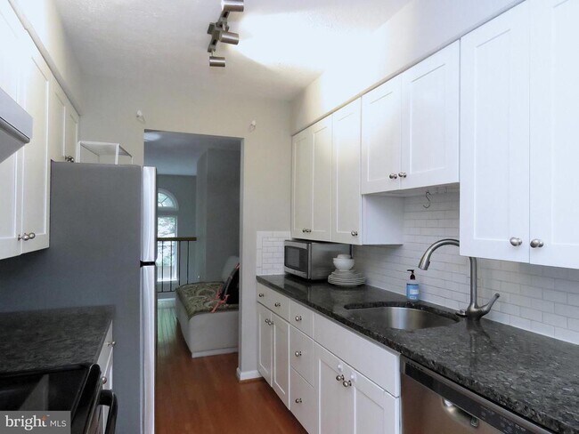 Foto del edificio - 13945 Big Yankee Ln