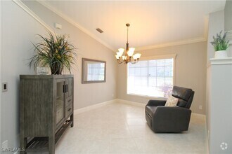 Building Photo - 333 Wentworth Ct