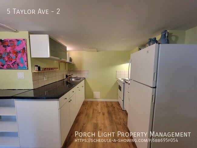 Photo du bâtiment - ALL INCLUSIVE 1 Bedroom with parking and on site laundry