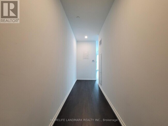 Photo du bâtiment - 197 Yonge St