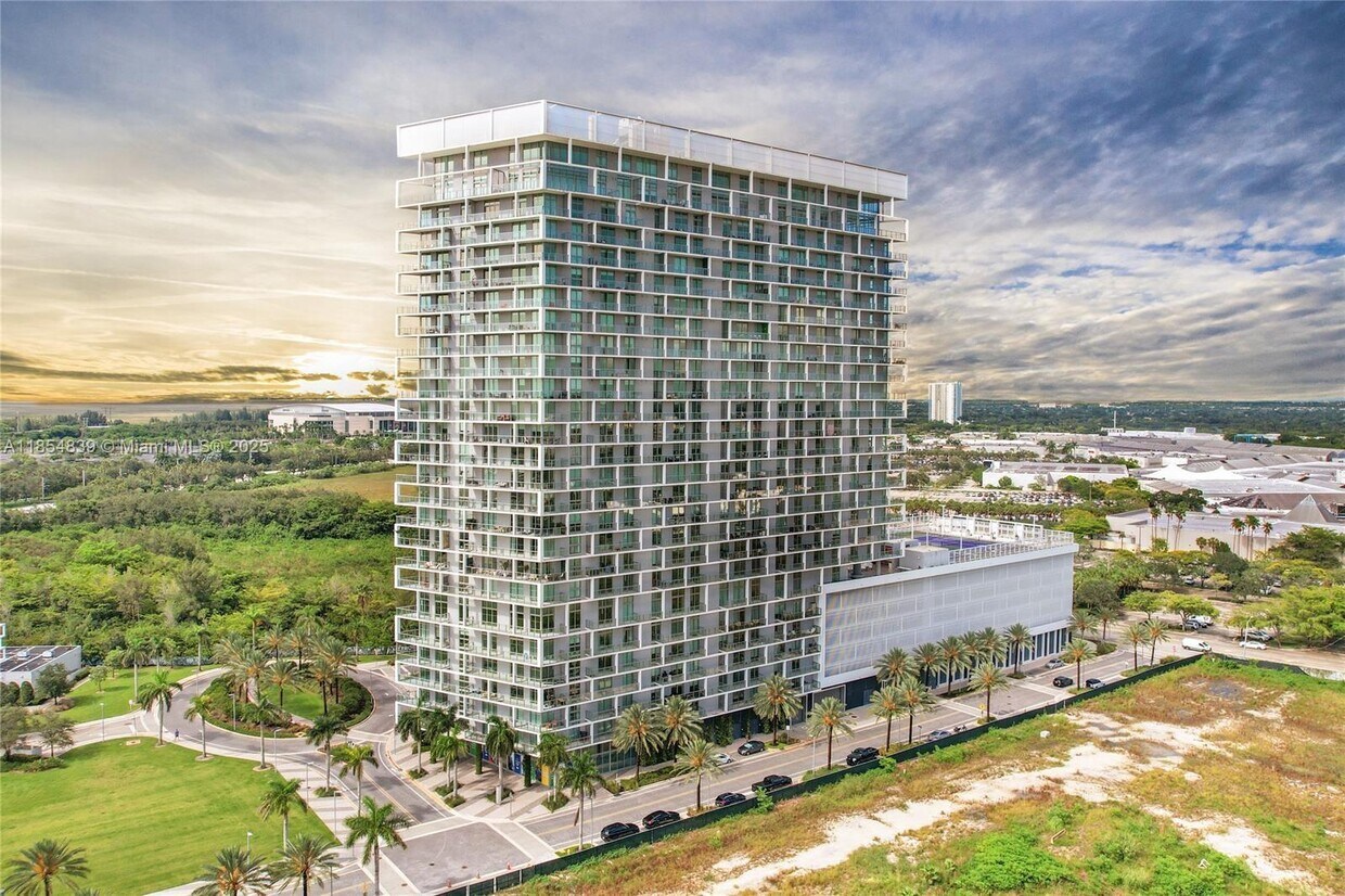 Foto principal - 2000 Metropica Wy