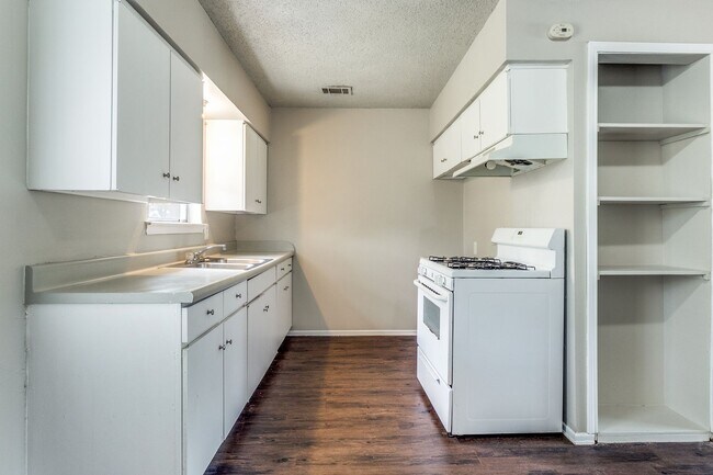 Building Photo - 3516 Heath Ln