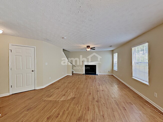 Building Photo - 809 Winbrook Dr