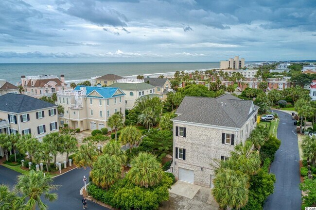 Building Photo - 592 S Dunes Dr