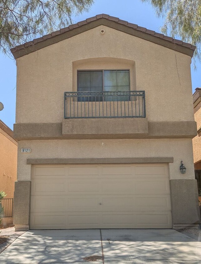 Foto principal - Northwest 3bdrm Home