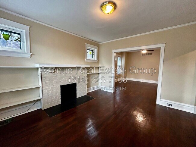 Foto del edificio - 6028 Pershing Ave