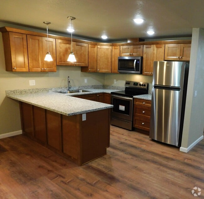 Building Photo - Forest Ridge