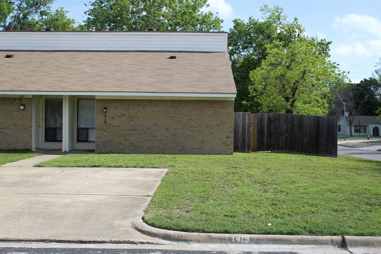 1419 Dexter Dr S, College Station, TX 77840 House Rental in College