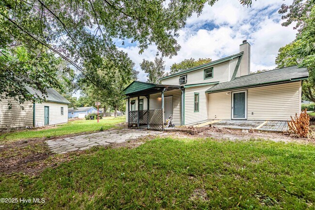 Building Photo - 1100 Audrey Ct