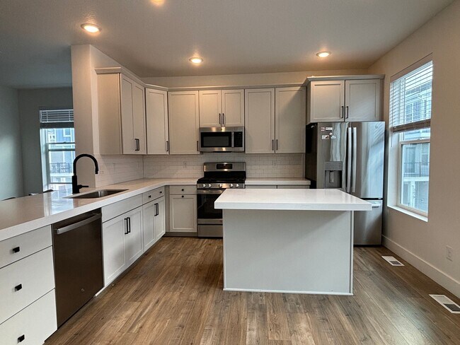 Foto del edificio - 3469 Arabella Ct